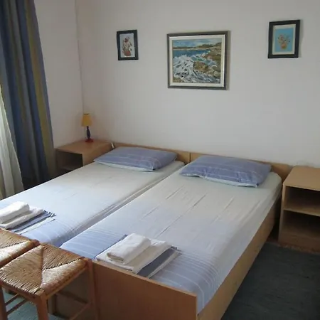 بيت ضيافة With A Parking Space Starigrad, Paklenica - 11452 ستاريغغاد باكلينتسا