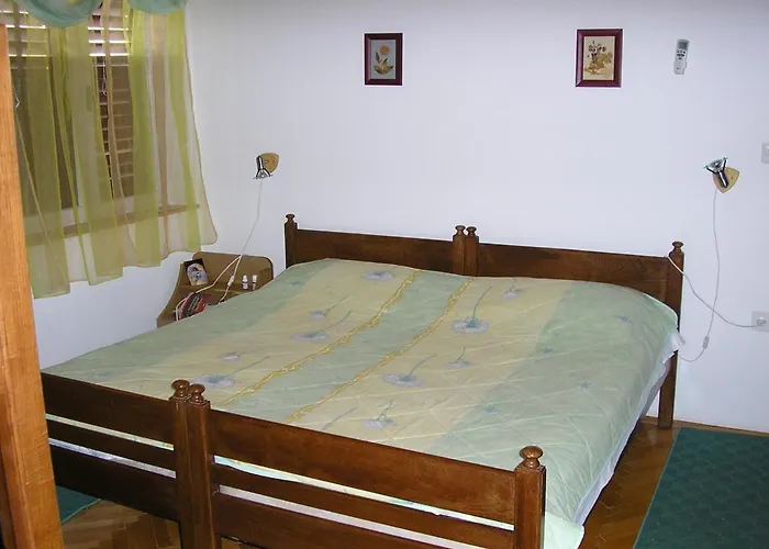 بيت ضيافة With A Parking Space Starigrad, Paklenica - 11452 ستاريغغاد باكلينتسا