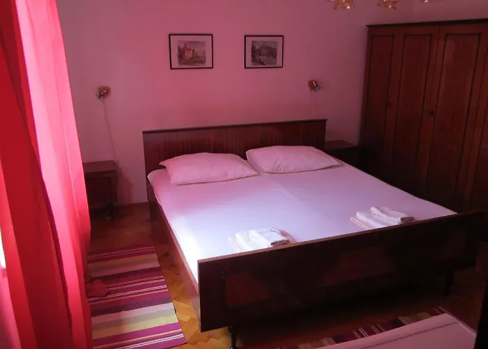 With A Parking Space Starigrad, Paklenica - 11452