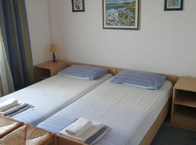 بيت ضيافة With A Parking Space Starigrad, Paklenica - 11452 ستاريغغاد باكلينتسا