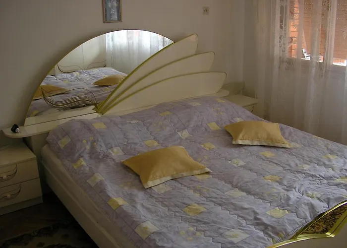 With A Parking Space Starigrad, Paklenica - 11452 3* Starigrad-Paklenica