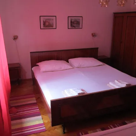 With A Parking Space Starigrad, Paklenica - 11452